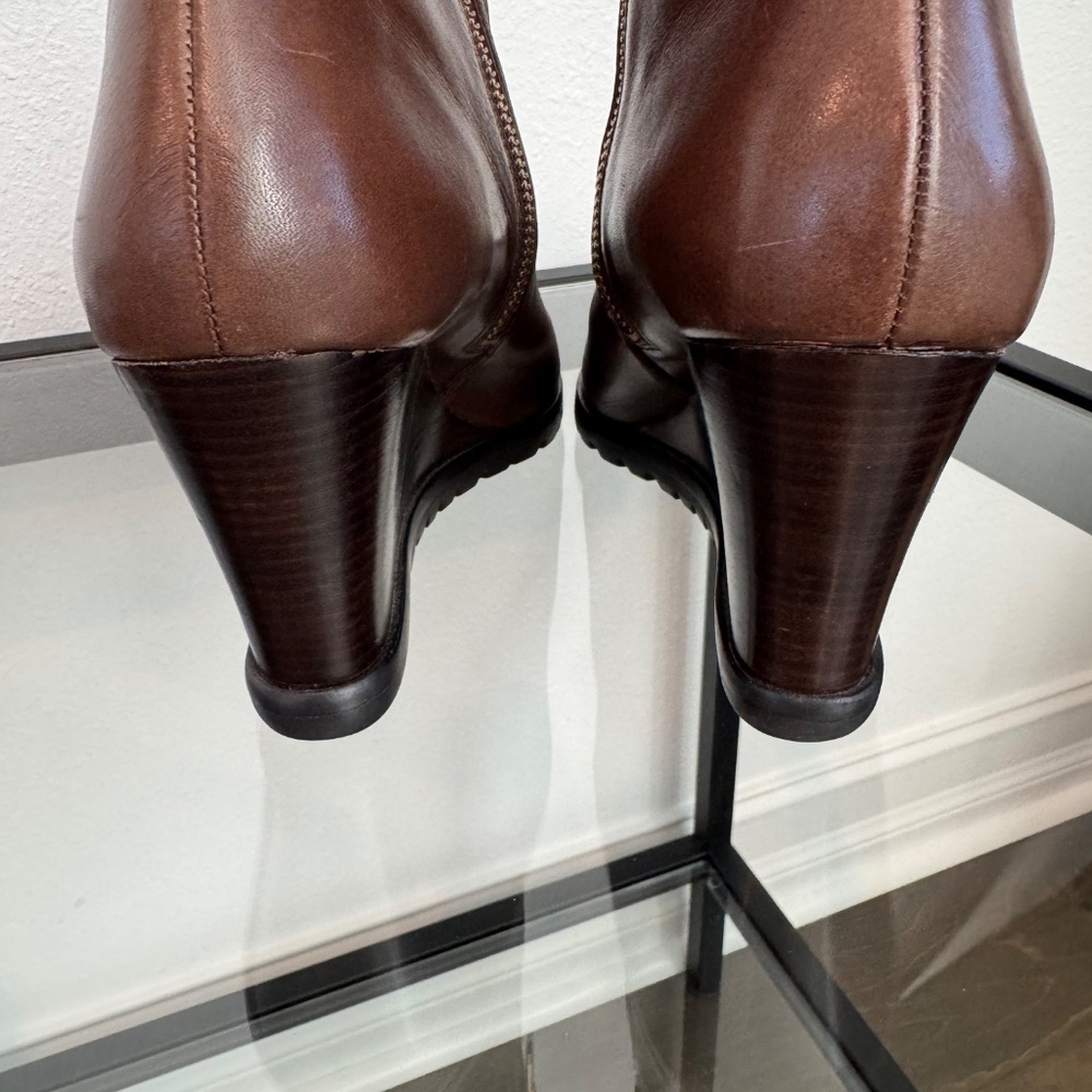 MICHAEL KORS Aileen Brown LeatherWedge Bootie Size 8 - Picture 6 of 15